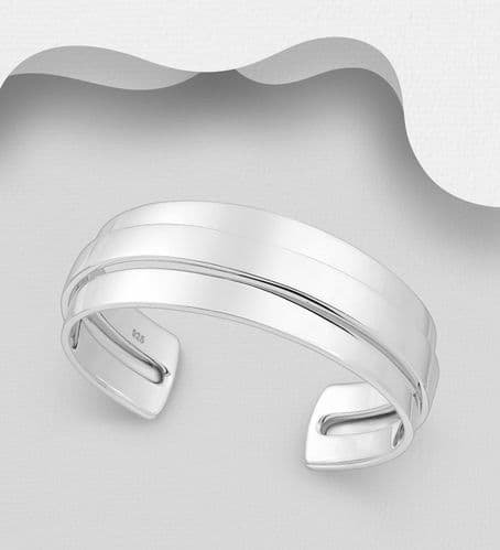925 Sterling Silver - Hand Crafted Solid Cuff Bangle